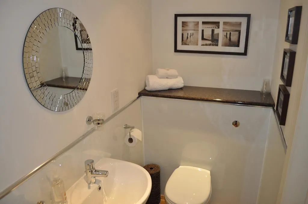 فندق أبردينفي  3Rd House بيت ضيافة