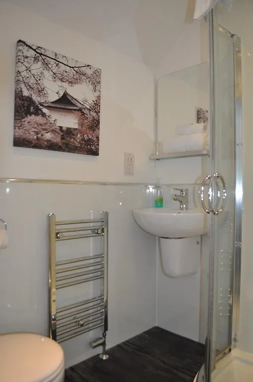 فندق أبردينفي  3Rd House 3*, أبردين